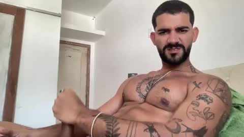 Snapshot of sexyasaf1018 chatting on July 17, 3:29 pm Asaf online show from July 17, 3:29 pm