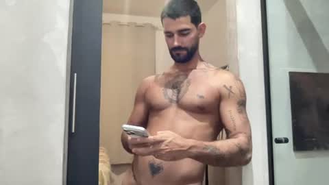 Snapshot of sexyasaf1018 chatting on July 20, 10:12 pm Asaf online show from July 20, 10:12 pm