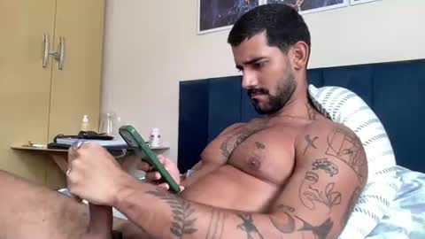Snapshot of sexyasaf1018 chatting on July 30, 5:45 pm Asaf online show from July 30, 5:45 pm