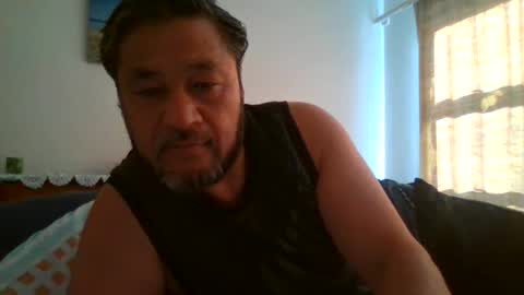 Dee online show from November 14, 8:07 pm