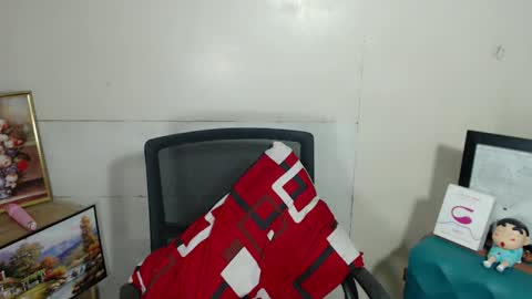 Snapshot of sexyasian_lady chatting on February 11, 5:18 pm Chloe online show from February 11, 5:18 pm