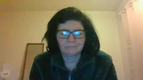 Snapshot of sexybabe41 chatting on January 31, 11:03 pm sexymilfy online show from January 31, 11:03 pm