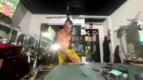Snapshot of sexybeaner1134 chatting on May 18, 12:44 pm sexybeaner1134 online show from May 18, 12:44 pm