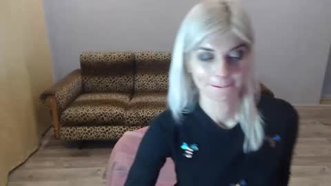 sexybeatriice online show from December 26, 1:21 pm