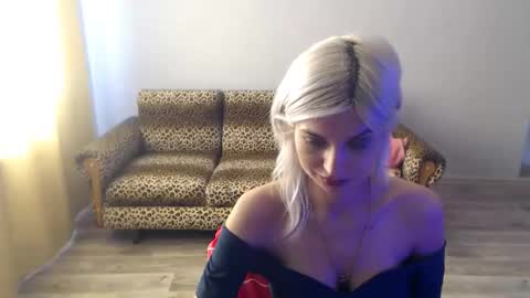 sexybeatriice online show from September 23, 7:00 am