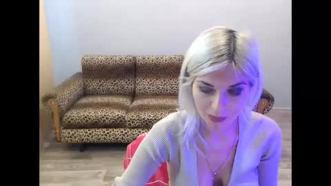 sexybeatriice online show from October 5, 6:23 am
