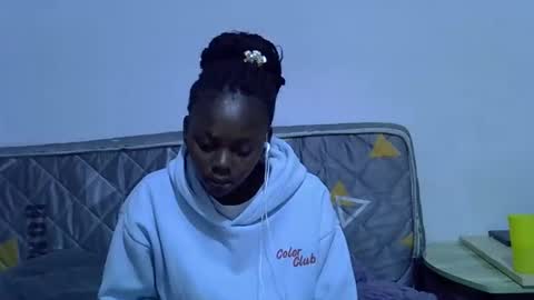 Snapshot of sexybeiby1 chatting on February 23, 2:20 am sexybeiby1 online show from February 23, 2:20 am