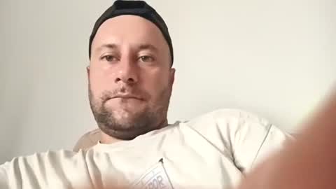 Snapshot of sexybigdick11 chatting on July 4, 11:16 am david online show from July 4, 11:16 am
