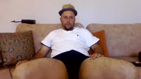 Snapshot of sexybigdick11 chatting on July 12, 9:33 am david online show from July 12, 9:33 am