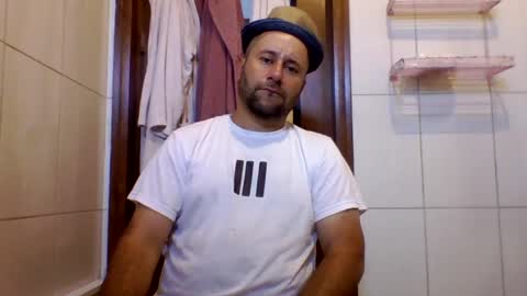 Snapshot of sexybigdick11 chatting on July 13, 1:36 pm david online show from July 13, 1:36 pm