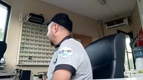 Snapshot of sexybigdick11 chatting on August 2, 3:05 am david online show from August 2, 3:05 am