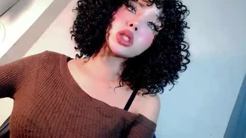 Snapshot of sexybite1 chatting on October 22, 4:24 am Seraphina Blaze online show from October 22, 4:24 am