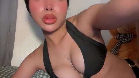 Snapshot of sexybite1 chatting on October 29, 9:00 am Seraphina Blaze online show from October 29, 9:00 am