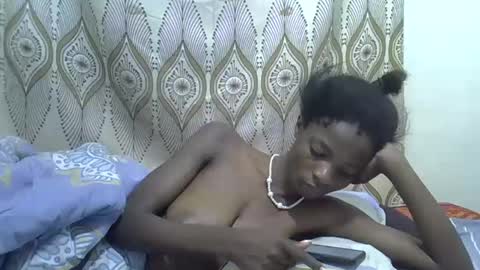 sexyboobies22 online show from October 16, 9:05 pm