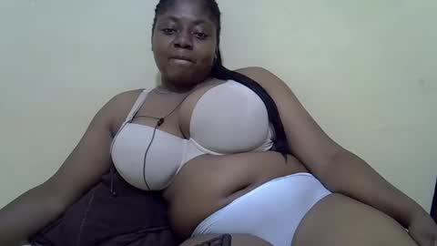 sexyboobies25 online show from March 10, 7:21 am