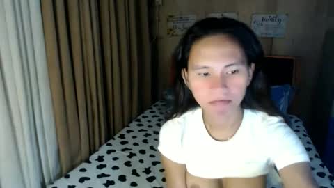 Snapshot of sexybriannabonita chatting on April 23, 7:49 pm sunshine online show from April 23, 7:49 pm