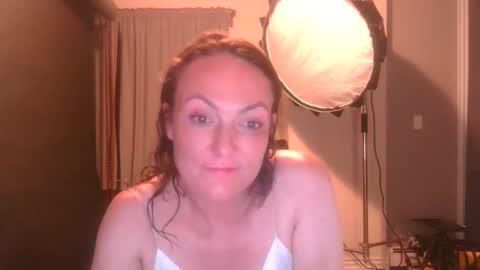 sexybriiiixoxox online show from May 5, 4:42 am