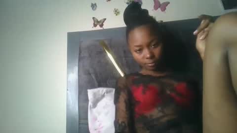 Snapshot of sexybuddy951434 chatting on November 16, 12:16 am sexybuddy951434 online show from November 16, 12:16 am