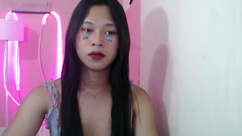 Snapshot of sexycale23 chatting on January 8, 2:25 pm hunting CALEfornian online show from January 8, 2:25 pm