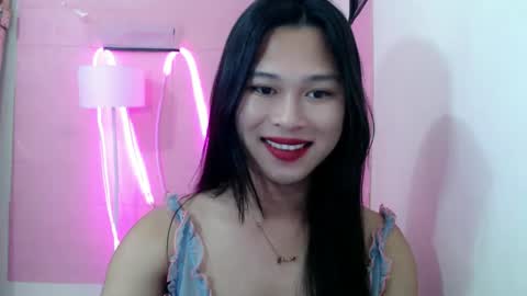 Snapshot of sexycale23 chatting on January 14, 10:38 am hunting CALEfornian online show from January 14, 10:38 am