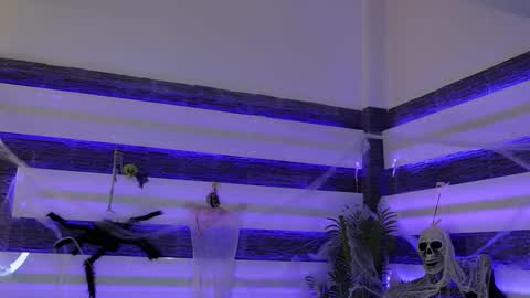 Snapshot of sexycelline chatting on November 6, 5:19 am Celline online show from November 6, 5:19 am