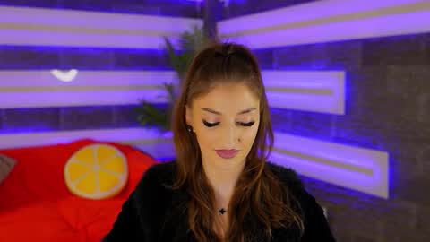 Snapshot of sexycelline chatting on November 29, 5:32 am Celline online show from November 29, 5:32 am