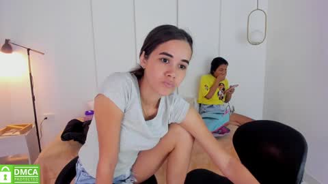Snapshot of sexychanell_18 chatting on December 28, 3:48 pm chanell and yina online show from December 28, 3:48 pm