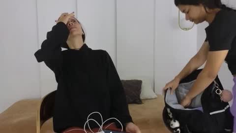 chanell and yina online show from January 9, 1:14 pm