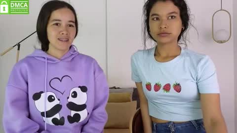 chanell and yina online show from March 24, 1:27 pm