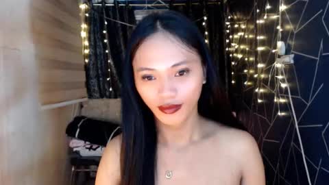 Miss Cheng online show from November 27, 3:30 am