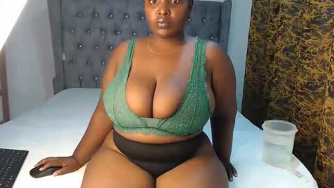 sexychocco online show from January 18, 7:15 pm