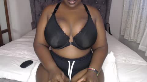 Snapshot of sexychocco_ chatting on July 24, 2:15 pm sexychocco online show from July 24, 2:15 pm