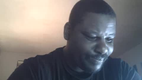 Snapshot of sexychocolate5436543 chatting on March 10, 10:59 am sexychocolate online show from March 10, 10:59 am