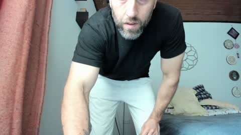 Snapshot of sexycolombian2022 chatting on January 5, 4:38 pm Antonioylola online show from January 5, 4:38 pm
