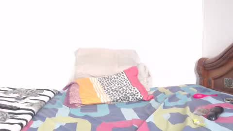 Snapshot of sexydarkhunter2 chatting on December 6, 6:39 pm Mike online show from December 6, 6:39 pm