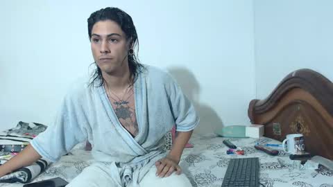 Snapshot of sexydarkhunter2 chatting on January 10, 12:59 am Mike online show from January 10, 12:59 am