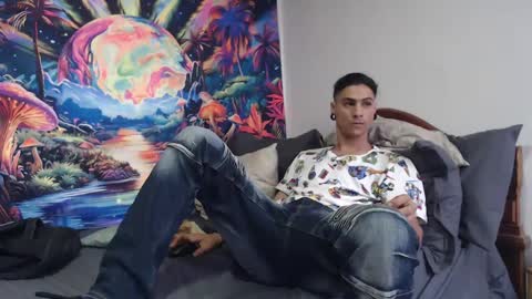 Snapshot of sexydarkhunter2 chatting on September 21, 10:22 pm Mike online show from September 21, 10:22 pm