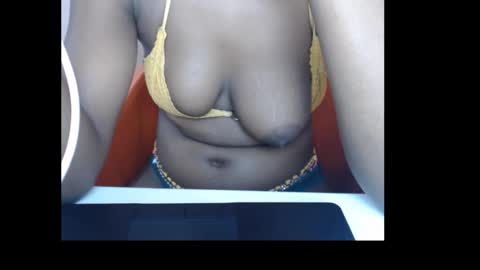Snapshot of sexydebabe chatting on October 22, 2:01 am sexydebabe online show from October 22, 2:01 am