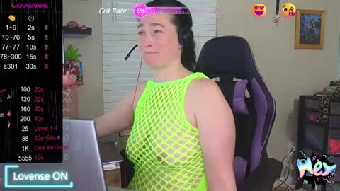  SexyDistraction  online show from December 20, 10:00 pm