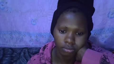 Snapshot of sexydoll002 chatting on March 12, 5:57 am sexydoll002 online show from March 12, 5:57 am
