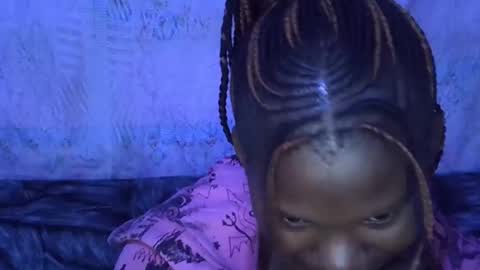 sexydoll002 online show from October 25, 7:19 pm