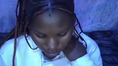 sexydoll002 online show from October 28, 5:22 am