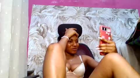 sexydoll32 online show from June 25, 12:21 am