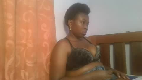 Snapshot of sexyebonita chatting on May 12, 7:00 pm Nita online show from May 12, 7:00 pm