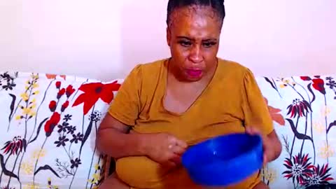 Snapshot of sexyebonylove89 chatting on December 16, 10:31 am sexyebonylove89 online show from December 16, 10:31 am