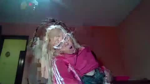 Snapshot of sexyeni chatting on January 3, 1:38 am ENI pvt moan your name WHEN I M NOT online you tell me in SNAPCHAT deal yes add me... FREE TWITTER magiconline101...... online show from January 3, 1:38 am