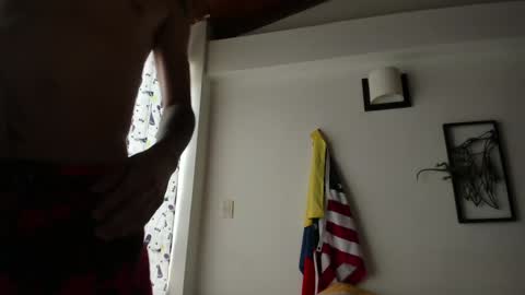 Snapshot of sexyfetissh chatting on December 7, 4:03 pm sexyfetissh online show from December 7, 4:03 pm