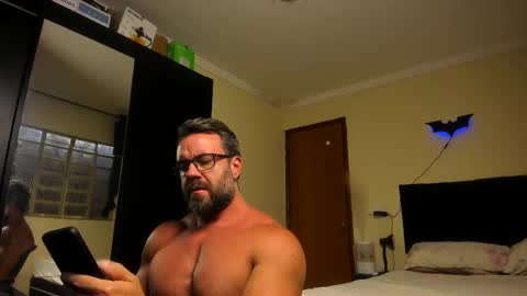 chris online show from October 27, 7:18 pm