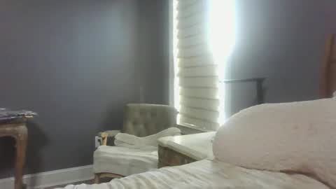 Snapshot of sexyfloridamilf chatting on September 16, 2:40 pm LisaisLuscious online show from September 16, 2:40 pm