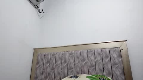 sexygril01 online show from October 10, 11:20 am